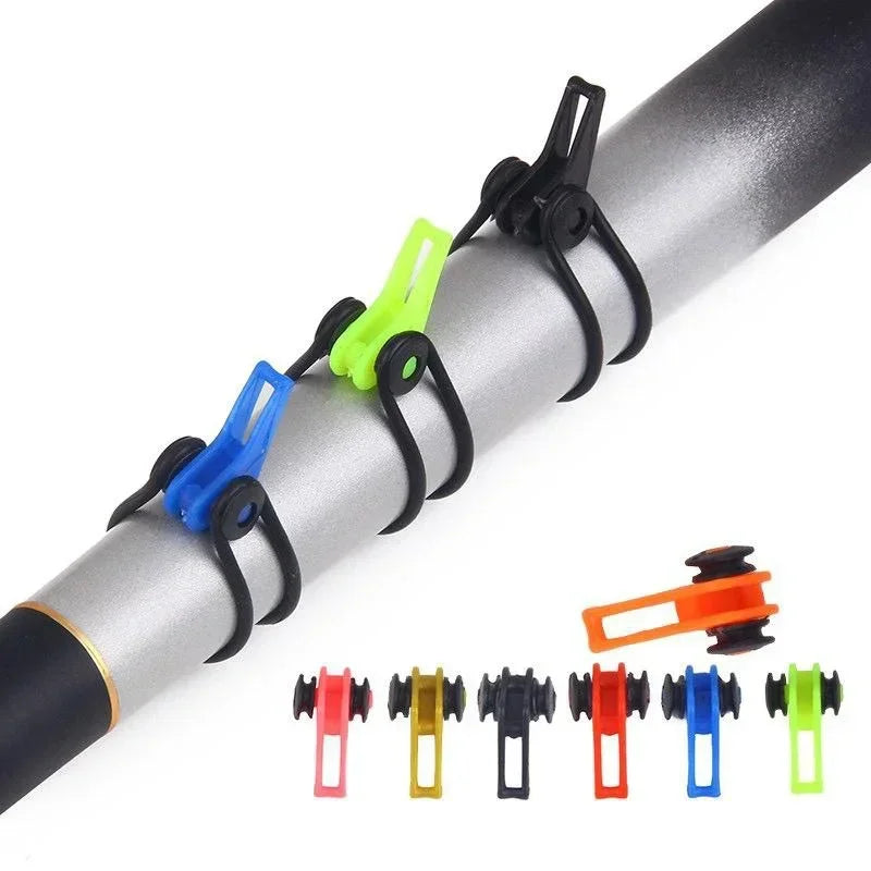 Removeable hook retainer
